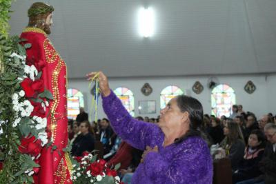 Missa de AÃ§Ã£o de GraÃ§as em louvor ao Bom Jesus em Campo Mendes foi presidida pelo Padre Paulo 